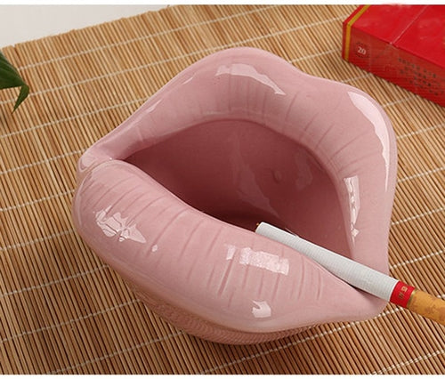 Ceramic Cigar Ashtray Sexy Lip Shape